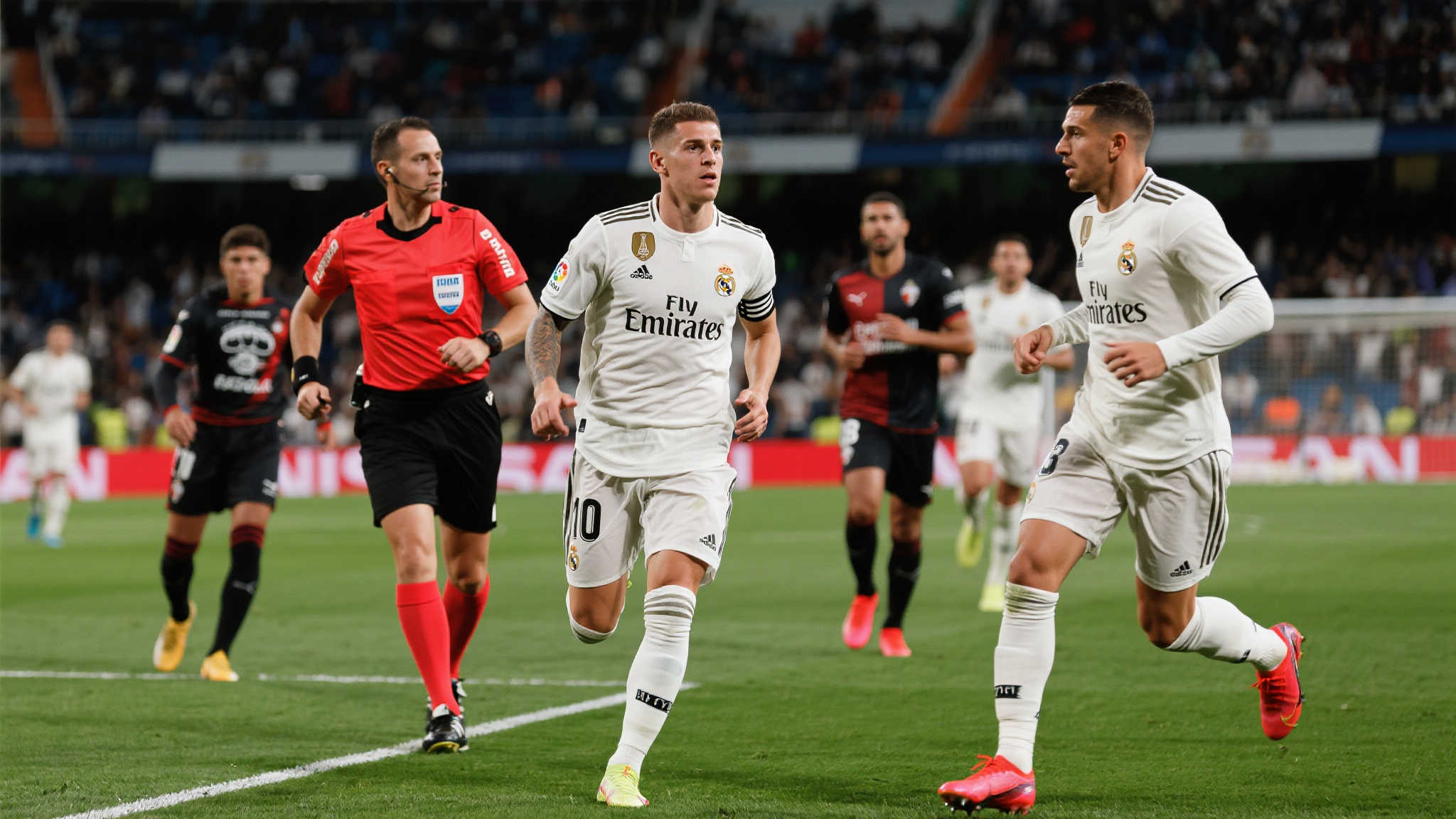 AI驱动的体育科学实验室